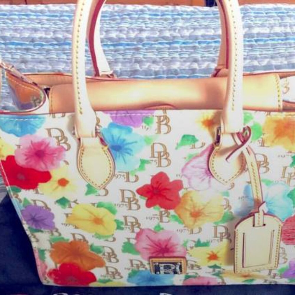 Authentic Dooney & Bourke Floral Print Large Janine Satchel